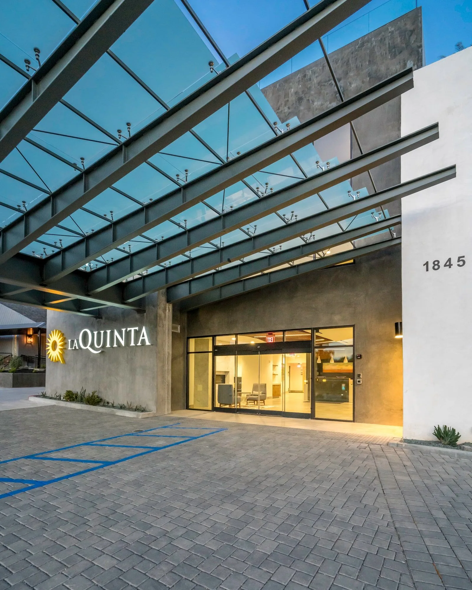 La Quinta SLO, architectural photography